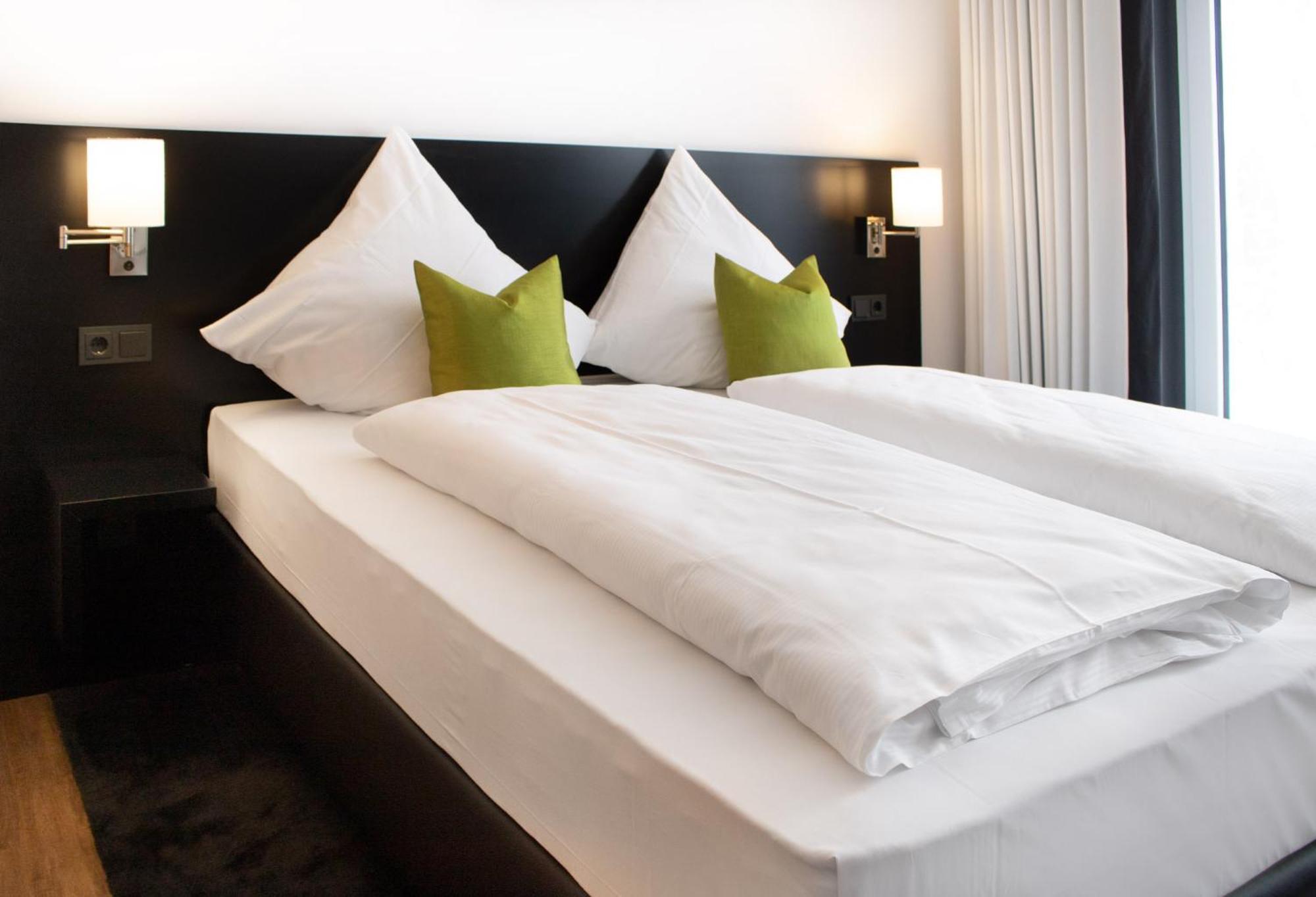 Saw Hotel By Wmm Hotels ซัลซเวเดล ภายนอก รูปภาพ