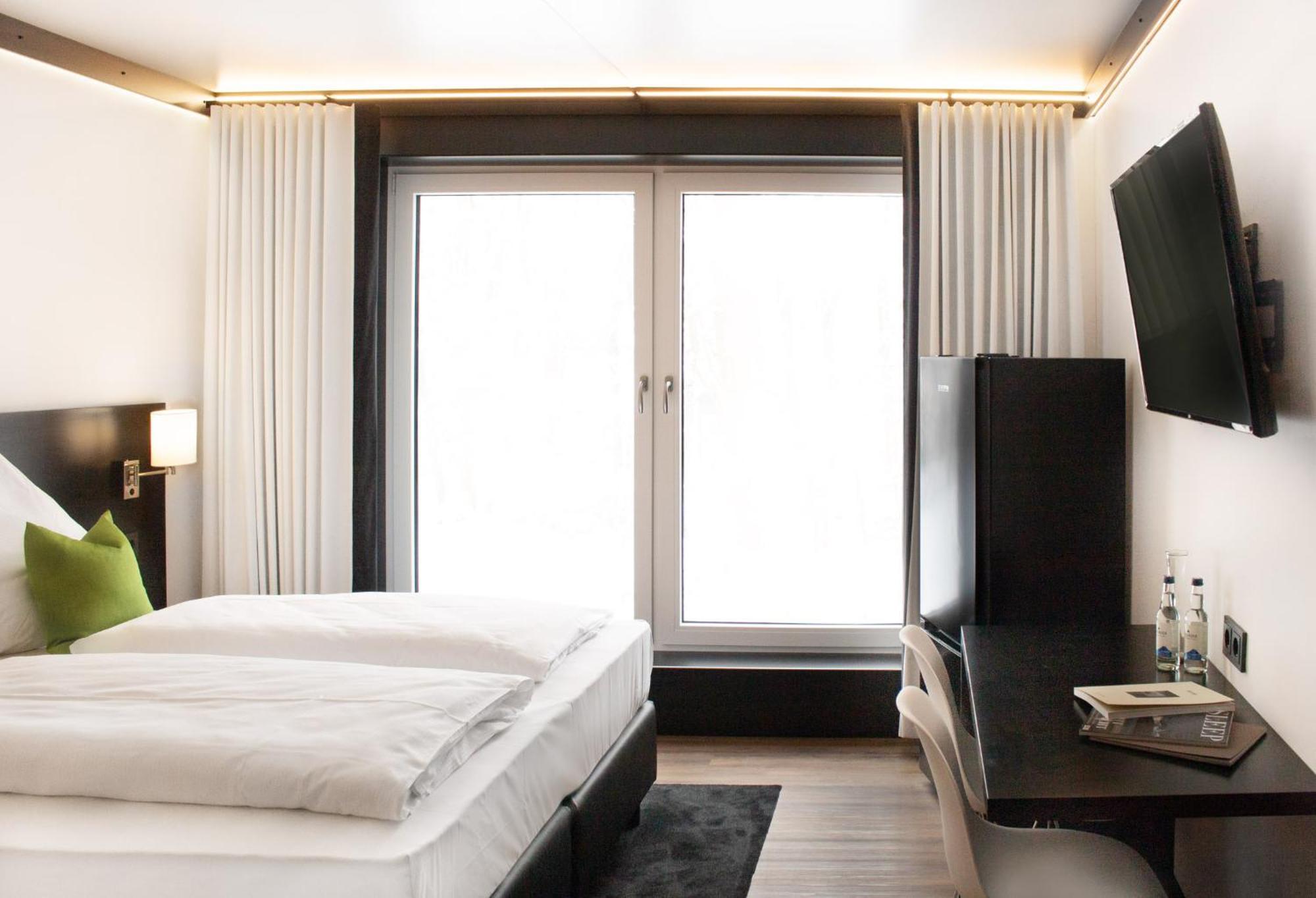 Saw Hotel By Wmm Hotels ซัลซเวเดล ภายนอก รูปภาพ
